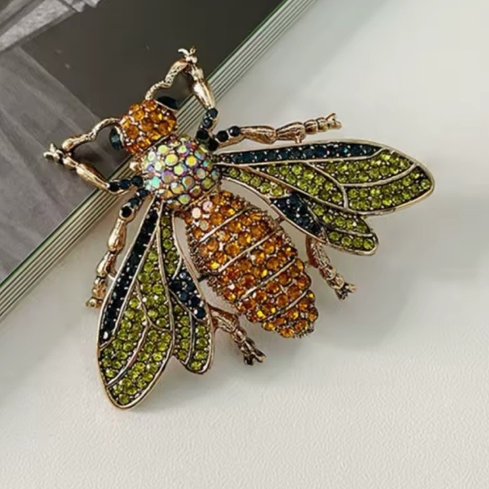 Hazel Bee Amber Crystal Insect Brooch